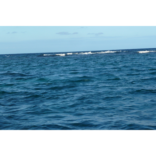 รูปถ่าย นิวแคลิโดเนีย(New Caledonia) เกาะลีฟู(Lifou) อ่าวชาโตบรีย็อง(Chateaubriand Bay) 2010-05 48