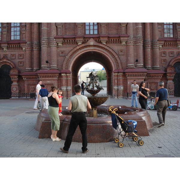 รูปถ่าย รัสเซีย(Russia) กาซาน(Kazan) ถนนเบามานา(Baumana Street) 2006-07 50