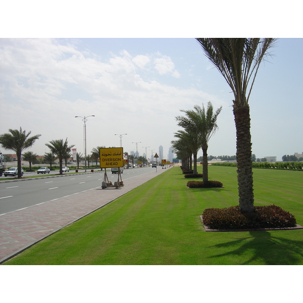 รูปถ่าย สหรัฐอาหรับเอมิเรตส์(United Arab Emirates) ดูไบ(Dubai) หาดจุมัยเราะห์(Jumeirah Beach) 2005-03 12