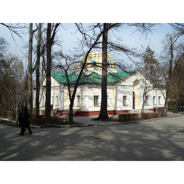 รูปถ่าย คาซัคสถาน(Kazakhstan) อัลมาตี(Almaty) 2007-03 24