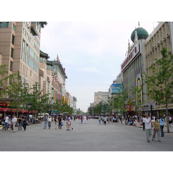 รูปถ่าย จีน(China) ปักกิ่ง(Beijing) ถนนหวังฝูจิ่ง(Wangfujing Street) 2002-05 19