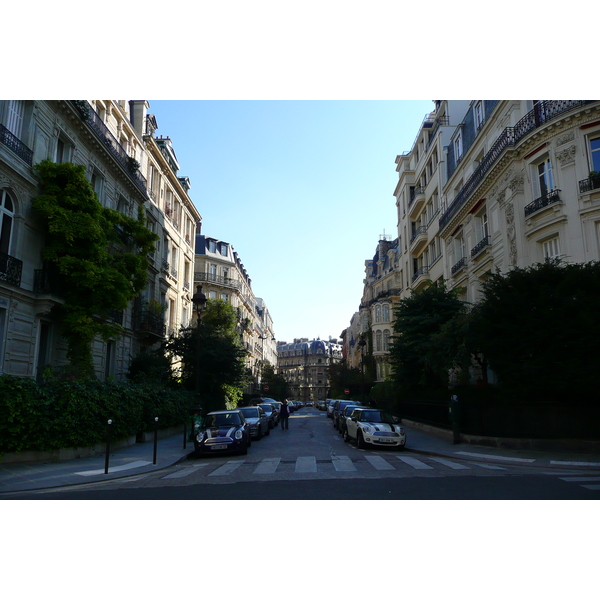 รูปถ่าย ฝรั่งเศส(France) ปารีส(Paris) คุ้มที่ 8(8th Arrondissement) ถนนแร็มบรันต์(Rue Rembrandt) 2007-09 21