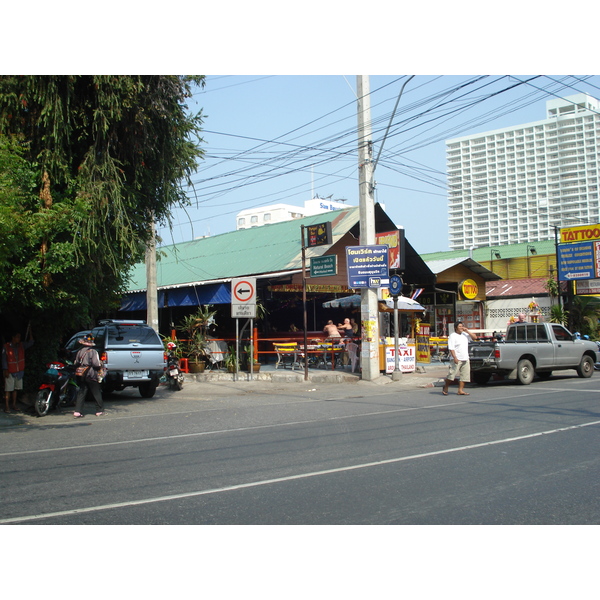 รูปถ่าย ไทย(Thailand) พัทยา(Pattaya) ถนนพัทยาสาย 2(Pattaya 2nd road) 2008-01 174