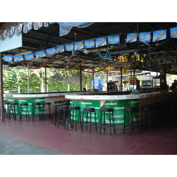 รูปถ่าย ไทย(Thailand) พัทยา(Pattaya) ถนนพัทยาสาย 2(Pattaya 2nd road) 2008-01 6