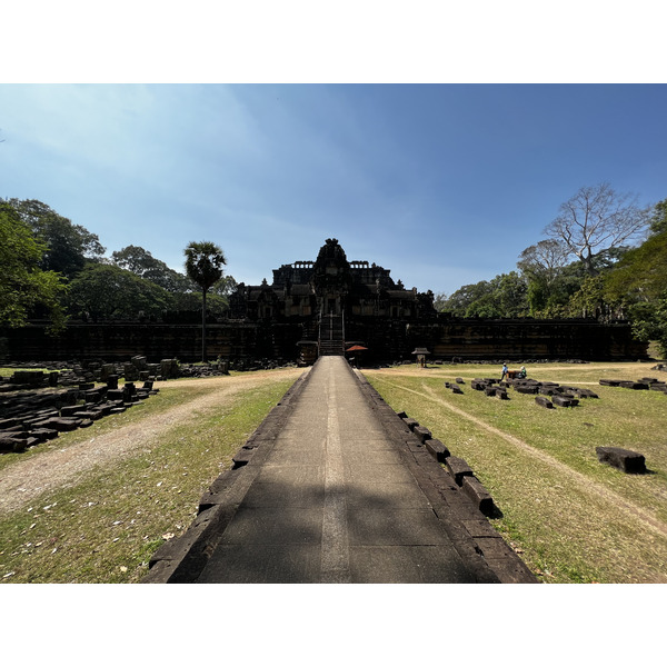 รูปถ่าย กัมพูชา(Cambodia) เสียมราฐ(Siem Reap) ปราสาทบาปวน(Baphuon) 2023-01 16