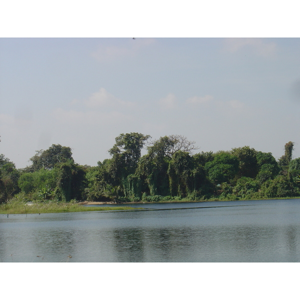 รูปถ่าย พม่า(Myanmar) ย่างกุ้ง(Yangon) โรงแรมดุสิต อินยาเลค(Dusit Inya Lake Hotel) 2005-01 11