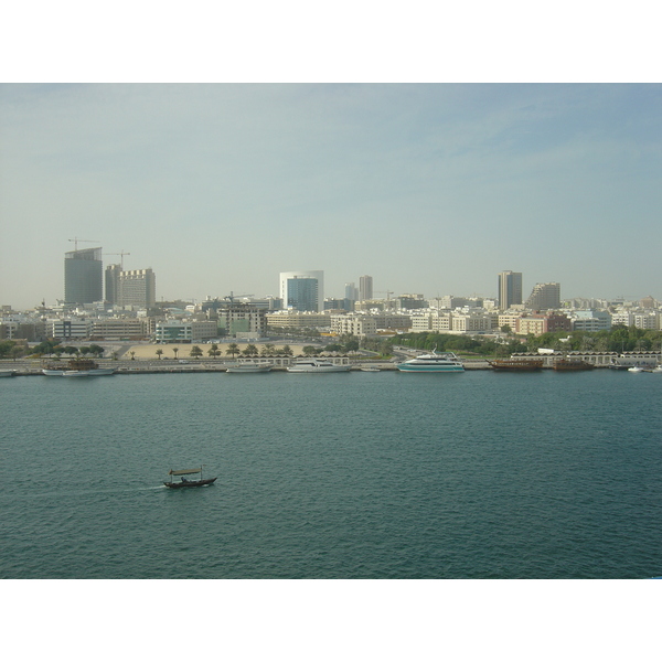 รูปถ่าย สหรัฐอาหรับเอมิเรตส์(United Arab Emirates) ดูไบ(Dubai) 2005-11 26