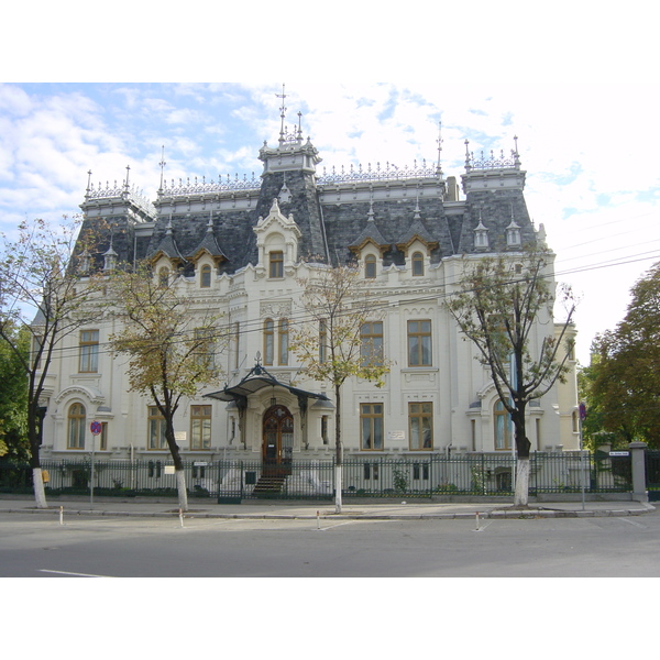 รูปถ่าย โรมาเนีย(Romania) บูคาเรสต์(Bucharest) 2003-10 9