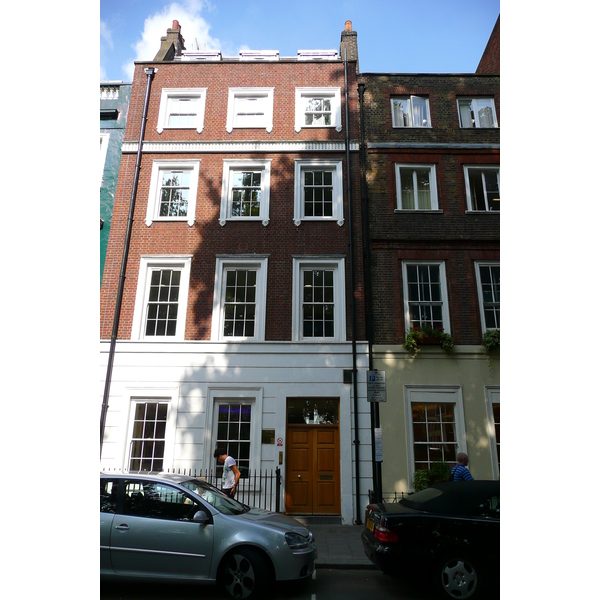 รูปถ่าย อังกฤษ(United Kingdom) ลอนดอน(London) จัตุรัสโซโห(Soho Square) 2007-09 21
