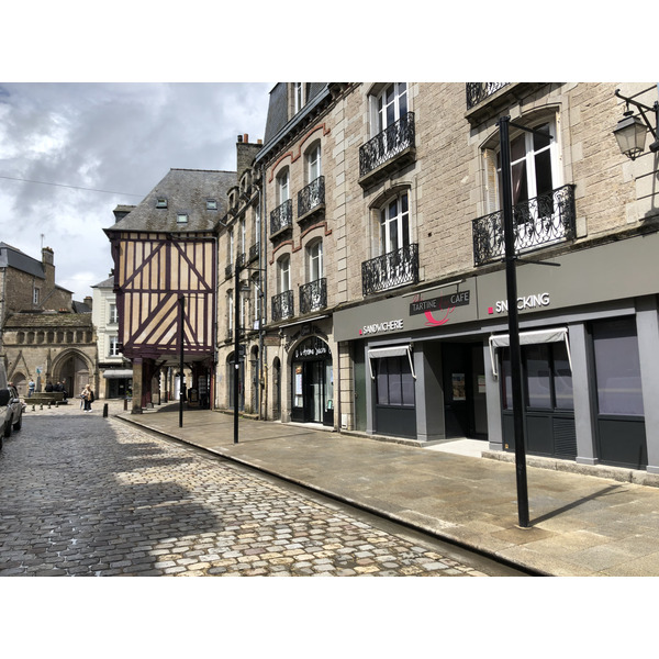 รูปถ่าย ฝรั่งเศส(France) ดีน็อง(Dinan) 2020-06 22