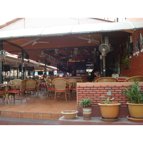 รูปถ่าย ไทย(Thailand) พัทยา(Pattaya) ถนนพัทยาสาย 2(Pattaya 2nd road) 2008-01 74