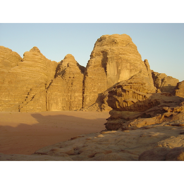 รูปถ่าย จอร์แดน(Jordan) ทะเลทรายวาดีรัม(Wadi Rum Desert) 2004-10 81