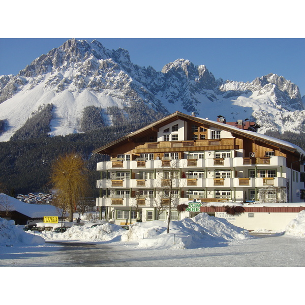 รูปถ่าย ออสเตรีย(Austria) ซังคต์โยฮันน์อินทีโรล(St. Johann in Tirol) 2005-03 26
