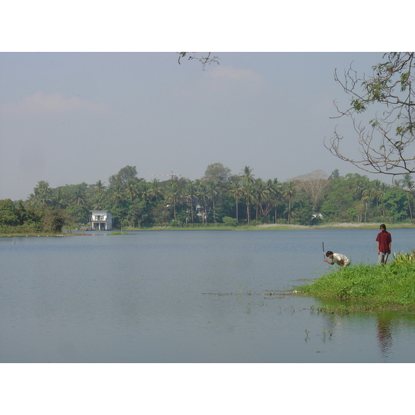 รูปถ่าย พม่า(Myanmar) ย่างกุ้ง(Yangon) โรงแรมดุสิต อินยาเลค(Dusit Inya Lake Hotel) 2005-01 18