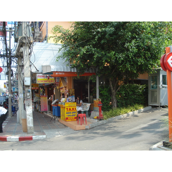 รูปถ่าย ไทย(Thailand) พัทยา(Pattaya) ถนนพัทยาสาย 2(Pattaya 2nd road) 2008-01 131