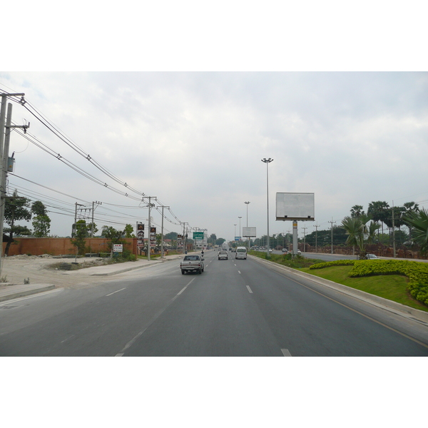 รูปถ่าย ไทย(Thailand) ชลบุรี(Chonburi) ถนนสุขุมวิท(Sukhumvit road) 2008-01 54