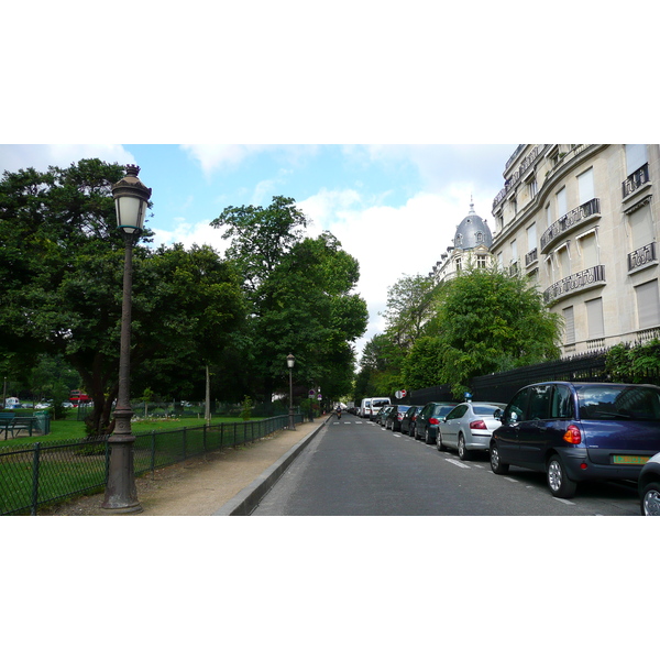 รูปถ่าย ฝรั่งเศส(France) ปารีส(Paris) ถนนฟอช(Avenue Foch) 2007-06 111