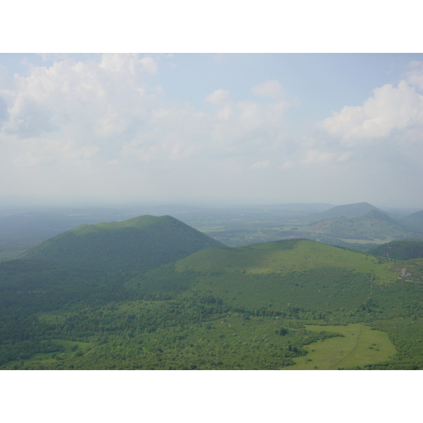 รูปถ่าย ฝรั่งเศส(France) ภูเขาปุย-เดอ-โดม(Puy de Dome) 2003-05 22