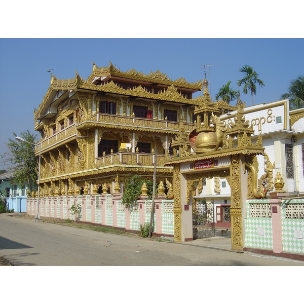 รูปถ่าย พม่า(Myanmar) ย่างกุ้ง(Yangon) 2005-01 224