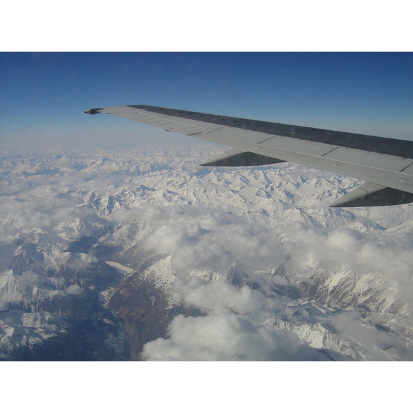 รูปถ่าย ออสเตรีย(Austria) เทืยกเขาแอลป์ (จากมิลานไปมิวนิค)(Alpes(Milan To Munich)) 2005-03 27