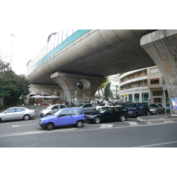 รูปถ่าย อิตาลี(Italy) โรม(Rome) ถนนเกรโกรีโอที่ 7(Via Gregorio VII) 2007-11 10
