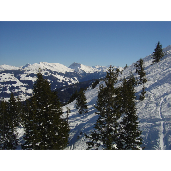 รูปถ่าย ออสเตรีย(Austria) คิทซ์บูเฮล(Kitzbuhel) สกี(Ski) 2005-03 3