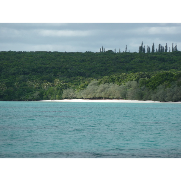 รูปถ่าย นิวแคลิโดเนีย(New Caledonia) เกาะลีฟู(Lifou) หาดลูเอ็งโกนี(Luengoni Beach) 2010-05 37