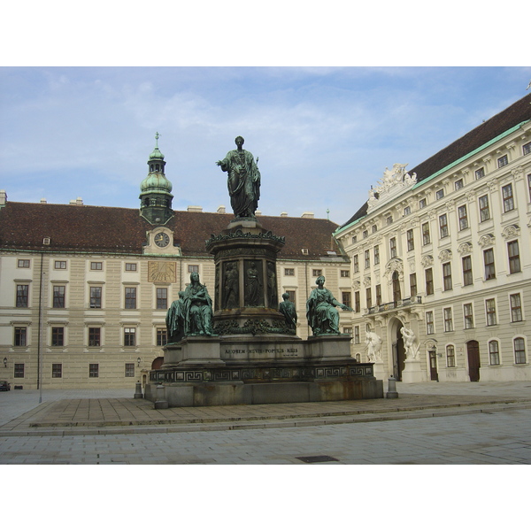 รูปถ่าย ออสเตรีย(Austria) เวียนนา(Vienna) 2004-11 119