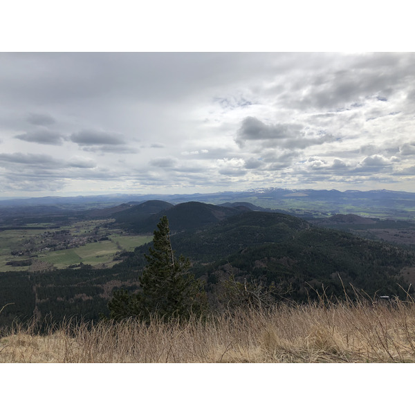 รูปถ่าย ฝรั่งเศส(France) ภูเขาปุย-เดอ-โดม(Puy de Dome) 2018-04 11