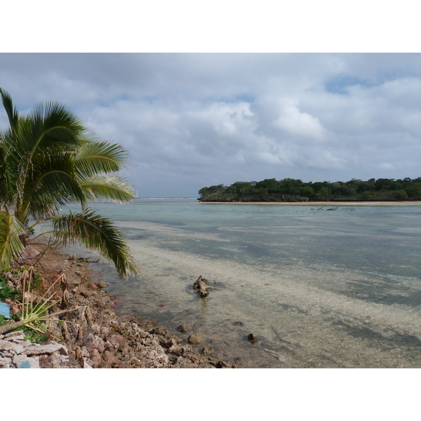 รูปถ่าย ฟิจิ(Fiji) ถนนจากนาดีไปนาตาโดลา(Nadi to Natadola road) 2010-05 33