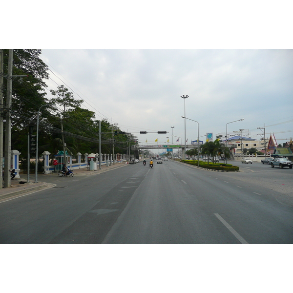 รูปถ่าย ไทย(Thailand) ชลบุรี(Chonburi) ถนนสุขุมวิท(Sukhumvit road) 2008-01 133