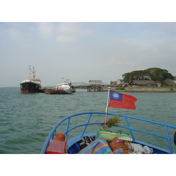 รูปถ่าย พม่า(Myanmar) จากมะริดไปทวาย(From Myeik to Dawei) 2005-01 4
