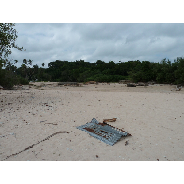 รูปถ่าย ฟิจิ(Fiji) ถนนจากนาดีไปนาตาโดลา(Nadi to Natadola road) 2010-05 30