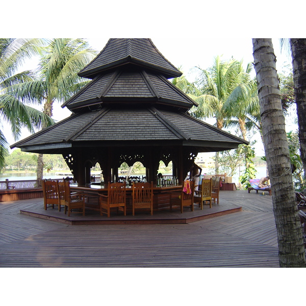 รูปถ่าย พม่า(Myanmar) ย่างกุ้ง(Yangon) โรงแรมกันดอจีพาเลซ(Kandawgyi Palace Hotel) 2005-01 14