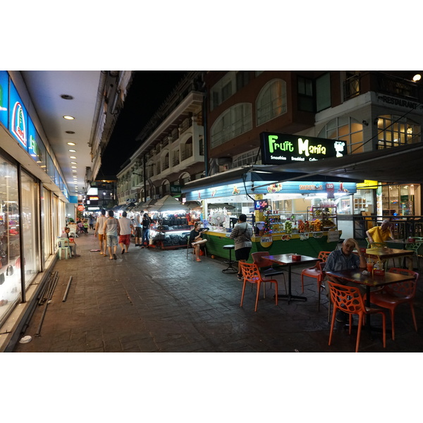 รูปถ่าย ไทย(Thailand) พัทยา(Pattaya) ถนนเลียบชายหาด(Beach Road) 2016-12 7
