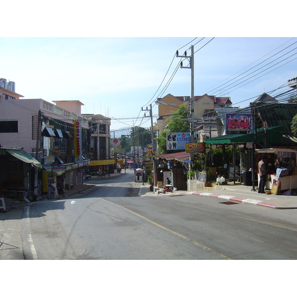 รูปถ่าย ไทย(Thailand) ภูเก็ต(Phuket) กะตะกะรน(Kata Karon) 2005-12 5
