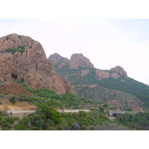 รูปถ่าย ฝรั่งเศส(France) เอสเตอเรล(Esterel) 2003-05 24