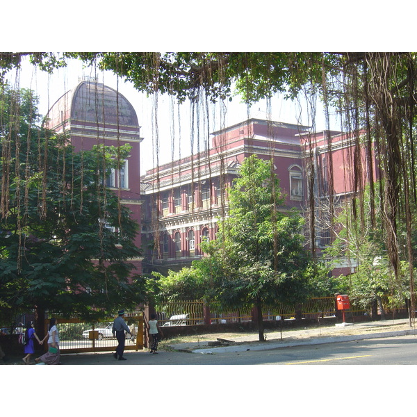 รูปถ่าย พม่า(Myanmar) ย่างกุ้ง(Yangon) 2005-01 206