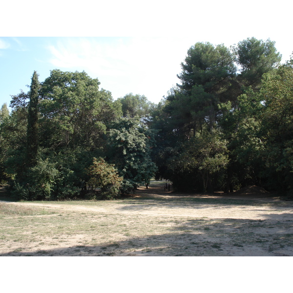 รูปถ่าย ฝรั่งเศส(France) วีลเนิฟ-ลูแบ(Villeneuve Loubet) สวนโวเกรอนีเย(Parc de Vaugrenier) 2006-09 20