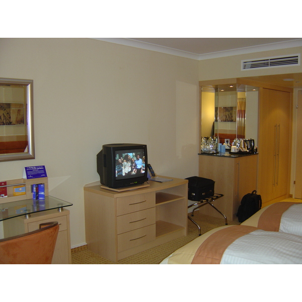 รูปถ่าย ออสเตรีย(Austria) เวียนนา(Vienna) โรงแรมฮิลตัน(Hilton Hotel) 2004-11 26