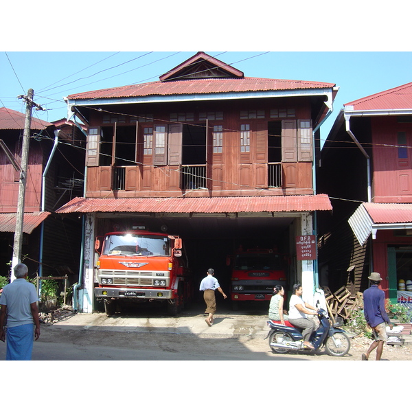 รูปถ่าย พม่า(Myanmar) มะริด(Myeik (Mergui)) 2005-01 94