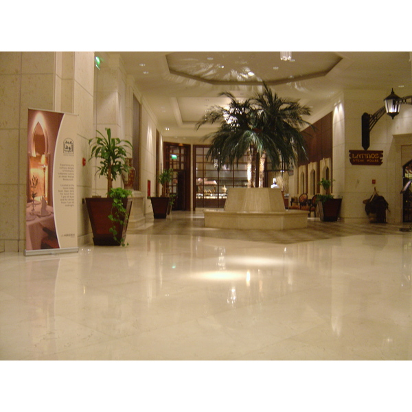 รูปถ่าย จอร์แดน(Jordan) อัมมาน(Amman) โรงแรมเลอเมอริเดียน(Le Meridien Hotel) 2004-10 18