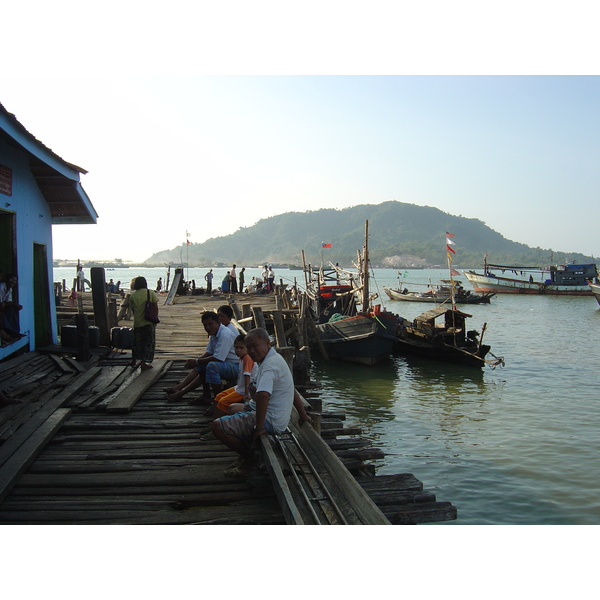 รูปถ่าย พม่า(Myanmar) มะริด(Myeik (Mergui)) 2005-01 10