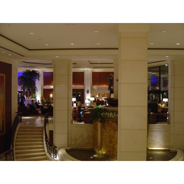 รูปถ่าย จอร์แดน(Jordan) อัมมาน(Amman) โรงแรมเลอเมอริเดียน(Le Meridien Hotel) 2004-10 15