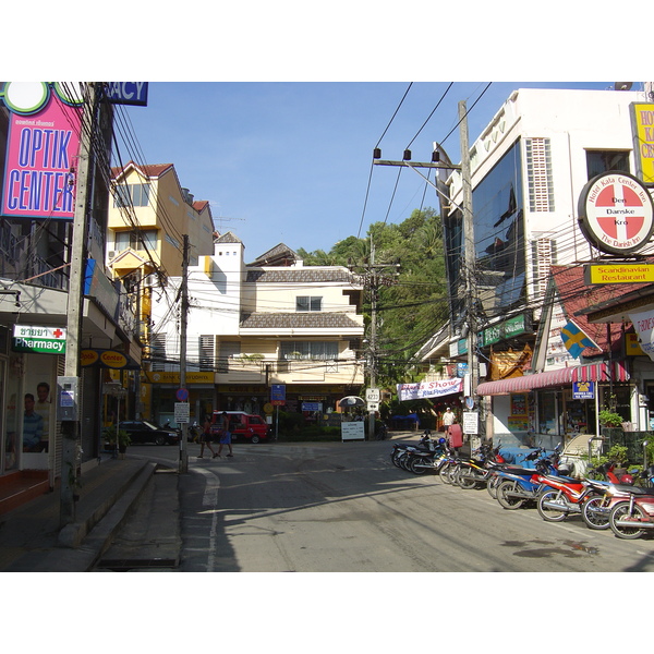รูปถ่าย ไทย(Thailand) ภูเก็ต(Phuket) กะตะกะรน(Kata Karon) 2005-12 32