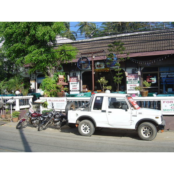 รูปถ่าย ไทย(Thailand) ภูเก็ต(Phuket) กะตะกะรน(Kata Karon) 2005-12 46