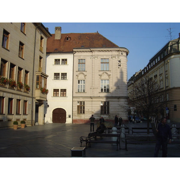 รูปถ่าย สโลวะเกีย(Slovakia) บราทิสลาวา(Bratislava) 2004-11 57