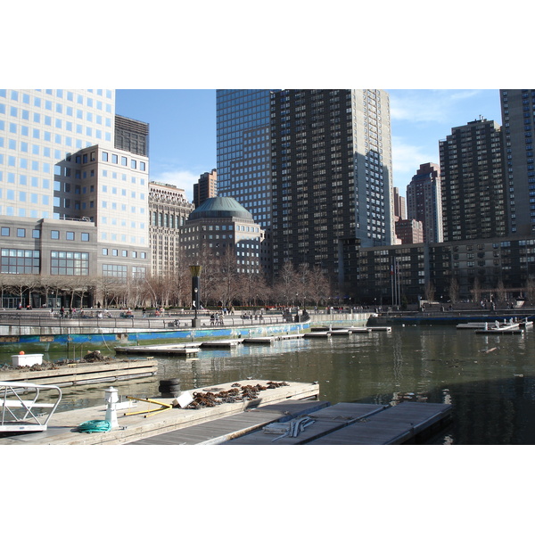 รูปถ่าย สหรัฐอเมริกา(United States) นิวยอร์ก(New York) สวน  แบตเตอรี่(Battery Park) 2006-03 64