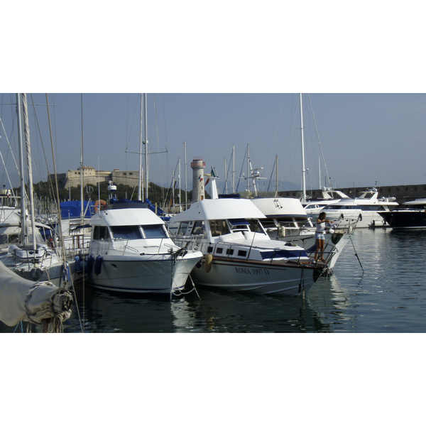 รูปถ่าย ฝรั่งเศส(France) อองทีป(Antibes) ถนนอากียง(Boulevard Aguillon) 2007-08 25