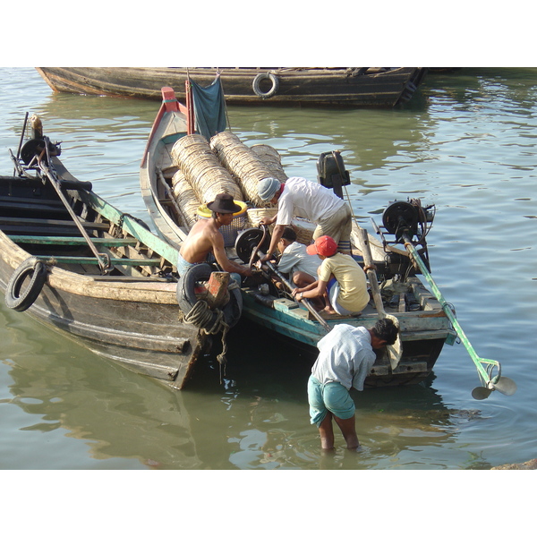 รูปถ่าย พม่า(Myanmar) มะริด(Myeik (Mergui)) 2005-01 20